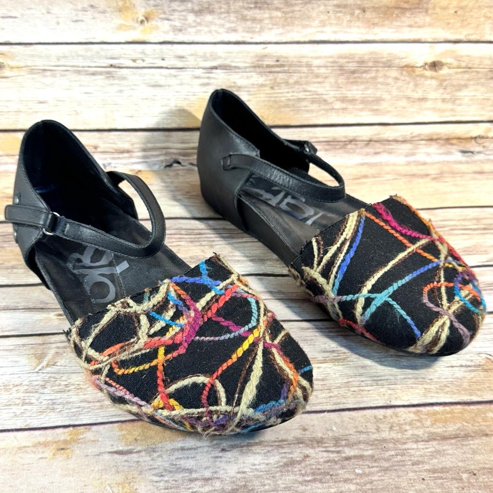 OTBT Womens Black Leather Colorful Thread Yarn Magic Mary Jane Flat Shoes 10M